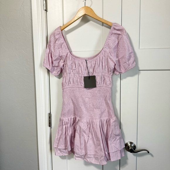 Le Lis pink short puff sleeve smock dress NWT size Medium - Picture 8 of 11